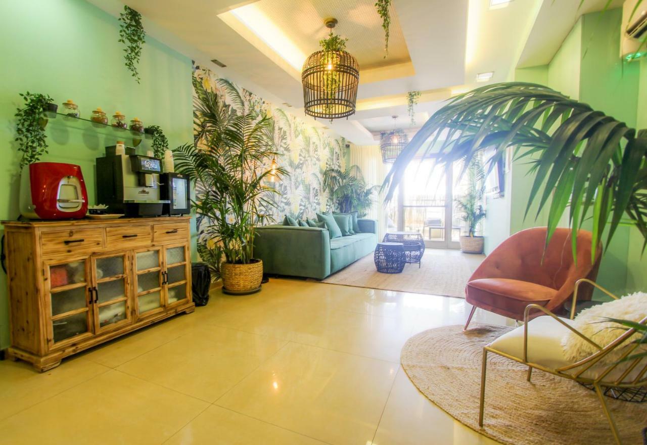 Olive Baywatch Hotel Tel Aviv Ngoại thất bức ảnh